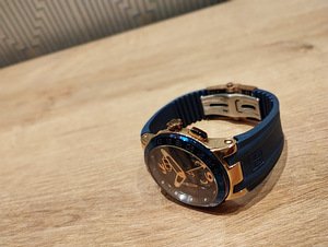 Meeste käekellad Ulysse Nardin El Toro (6 foto / 9)