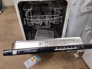 Nõudepesumasin Electrolux (1 foto / 1)