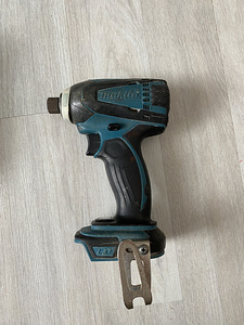 Makita dtd146 (1 foto / 1)