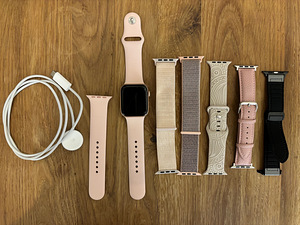 Apple Watch SE GPS 44mm (1 foto / 1)