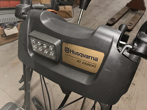 Husqvarna ST 268EPT lumefrees (5 foto / 7)