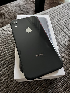 MÜÜA iPhone XR 64GB (2 foto / 2)