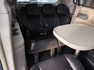 Chrysler Grand Voyager (11 foto / 15)