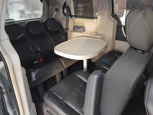 Chrysler Grand Voyager (12 foto / 15)
