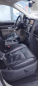 Chrysler Grand Voyager (14 foto / 15)