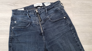 Calvin Klein High rise supet skinny ankle, s. 28 (5 foto / 5)