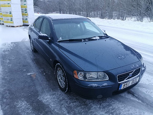 Volvo S60 2004 (2 foto / 6)