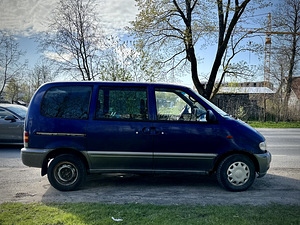 Nissan Serena 2.3 55kW (5 foto / 15)