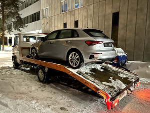 Puksiir, autovedu, sõidukite utiliseerimine vanarauaks (5 foto / 7)