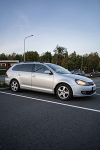Volkswagen golf MK6 универсал (1 фото из 12)