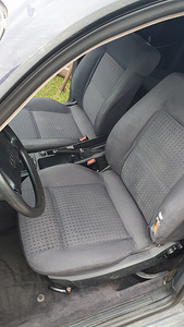 Audi a6 c4 (6 foto / 10)