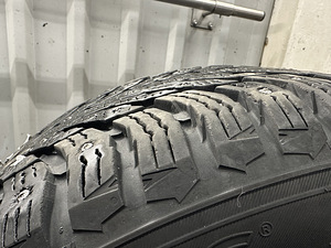 19" BMW Talverattad / Naastrehvid + Veljed (3 foto / 3)
