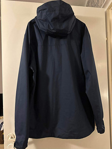 Helly Hansen "ERVIK" veekindel jope (2 foto / 2)