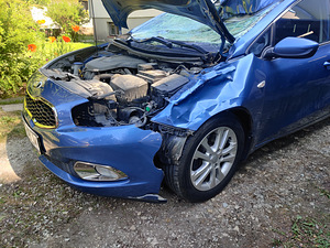Kia Ceed 1.6 99kW 2014a AVARIILINE (3 foto / 13)