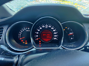 Kia Ceed 1.6 99kW 2014a AVARIILINE (13 foto / 13)