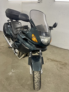 HONDA NT 650V (2 foto / 7)