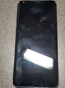 В очень хорошем состоянии Samsung S9 Plus 64gb (4 фото из 5)