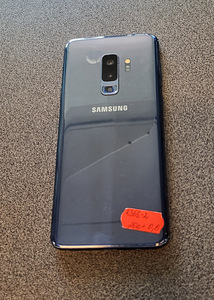 В очень хорошем состоянии Samsung S9 Plus 64gb (5 фото из 5)