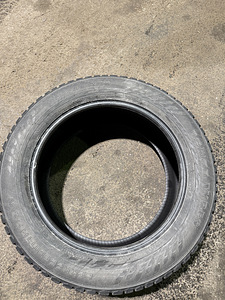 Nokian Hakkapeliitta 9 SUV 255/55r20 (2 foto / 5)