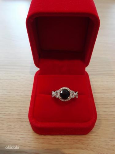 Золотое кольцо 585* с сапфиром и бриллиантами (фото #1)
