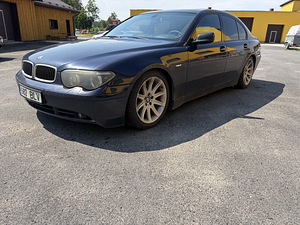 BMW 730d (1 фото из 8)