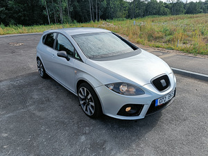 Seat Leon FR (3 фото из 7)