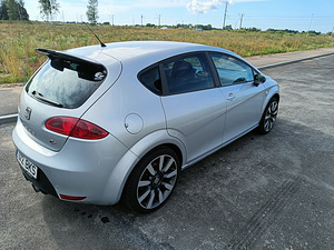 Seat Leon FR (4 фото из 7)