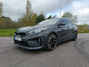 Kia Ceed Sportswagon GT-Line (6 foto / 13)