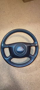 Audi A4 B5 руль (1 фото из 6)