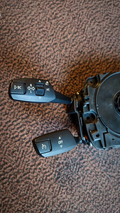 BMW E90 / 91 / 92 lülitite moodul (2 foto / 4)