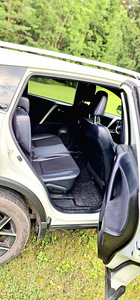 Toyota RAV4 2.0 105kW (7 foto / 15)