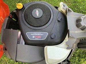 Husqvarna r112c raider murutraktor (6 foto / 6)