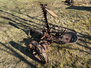 Hobuniiduk Aktiv-3 (3 foto / 5)