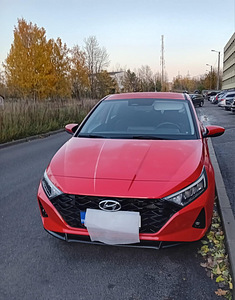 Auto Hyndai i20 (4 foto / 6)