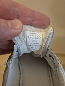 Кроссовки Guess (3 фото из 5)