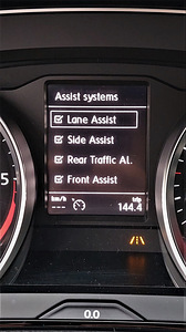 Volkswagen Passat Comfortline 2.0 TDI 110 kW (10 foto / 15)