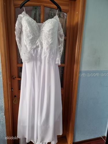 Свадебное новое платье (фото #4)