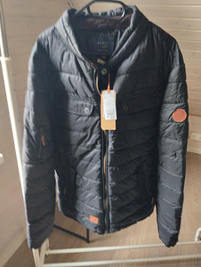 Новые куртки (2 фото из 9)