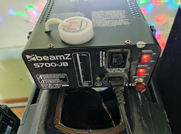 Beamz S700JB smoke machine with lights
