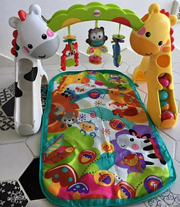 Fisher Price'i mängukeskus mängukeskus (1 foto / 3)