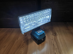 Новый Makita 18v LED рабочий свет. 2 режима + 2 USB (4 фото из 6)