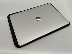 MacBook Pro 13,3” 256Gb 2017 (3 foto / 5)