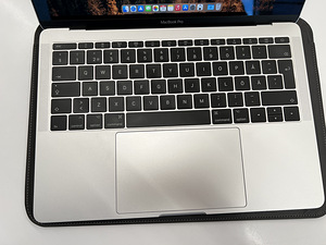 MacBook Pro 13,3” 256Gb 2017 (4 foto / 5)