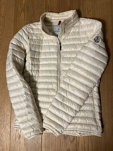 Moncler ülikerge udusulejope S (1 foto / 6)