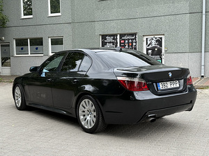 BMW 520d LCI 130kW (3 foto / 13)