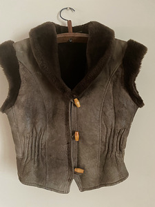 Lambanahast naiste vest (2 foto / 3)