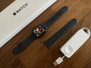 Apple Watch SE 44 mm GPS + LTE (4 foto / 6)