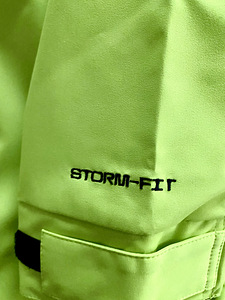 Nike tuule- ja vihmakindel mantel/parka! Uus!!! (2 foto / 4)