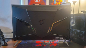 Gigabyte AORUS FV43U 43" 144Hz 4K (3 фото из 4)