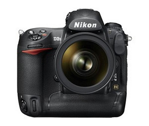 Nikon D3s ; 300mm f2.8 (2 foto / 3)